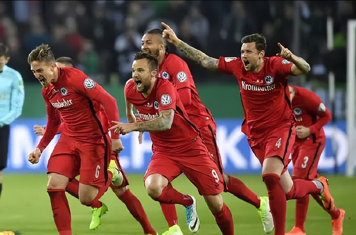 摩纳哥迎欧超杯关键赛，窗口期调整名单，目标明确，身体对抗强度拉满(墨尔本城vs波斯光荣)